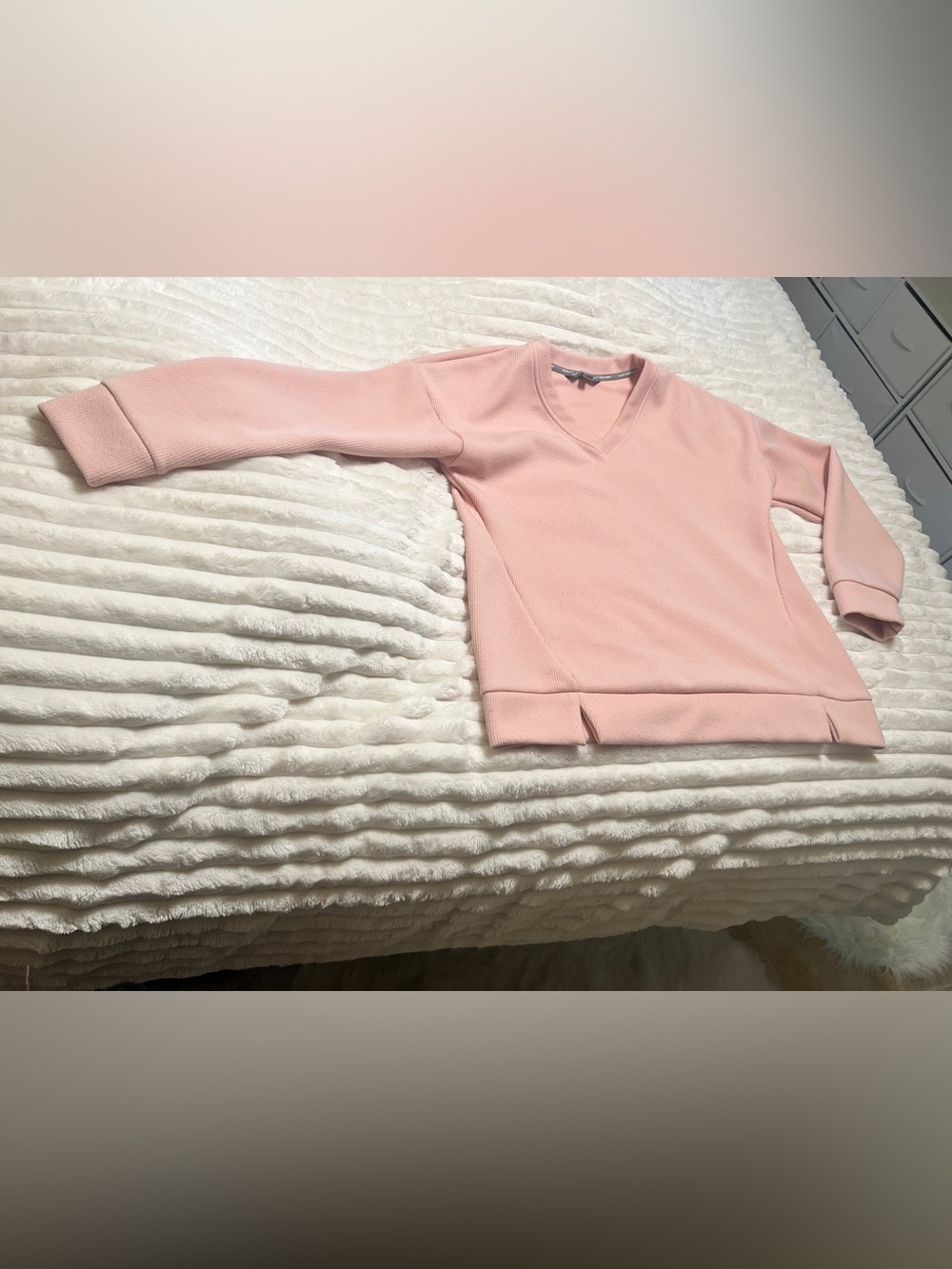 Marc New York Women's Light Pink V-Neck Sweater